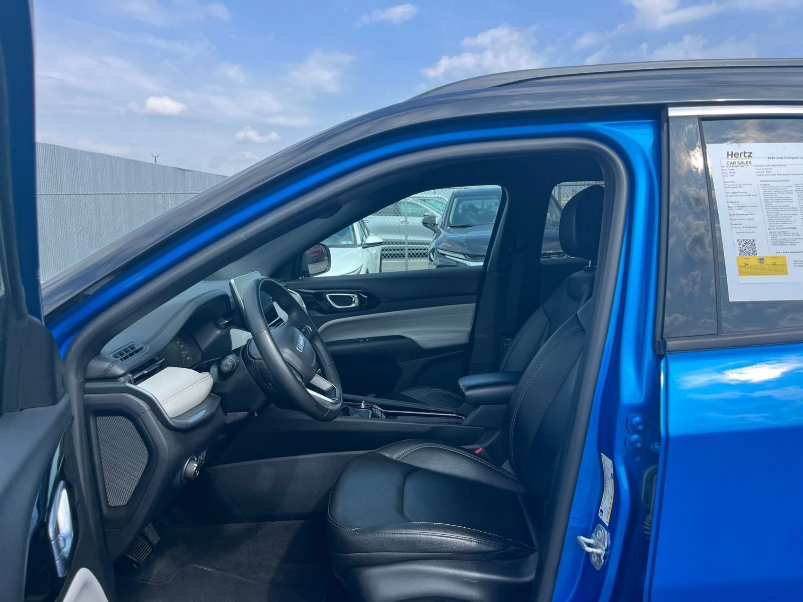 Used 2025 Jeep Compass Limited AWD/4WD image 27