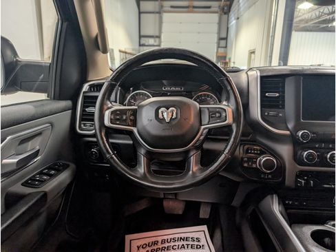 Used 2019 RAM 1500 Big Horn AWD/4WD image 12