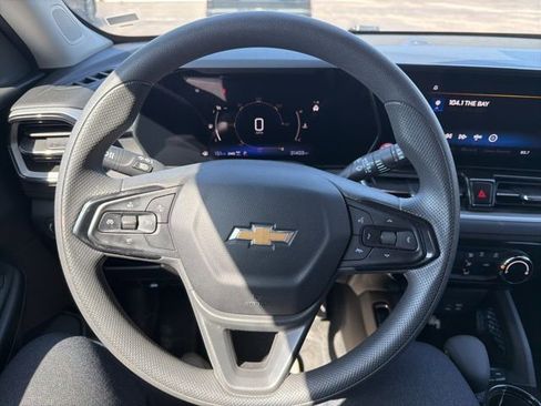 Certified 2025 Chevrolet TrailBlazer LT AWD/4WD image 17