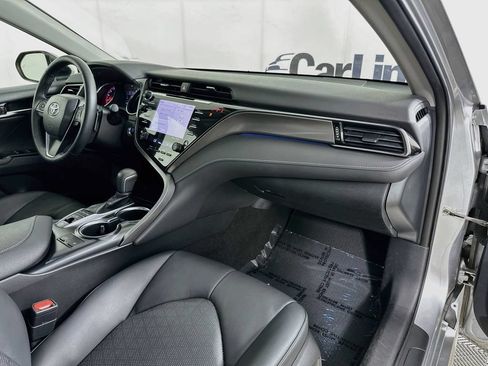 Used 2019 Toyota Camry XSE FWD image 34