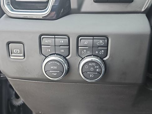 Certified 2024 GMC Sierra 1500 Denali w/ Denali Reserve Package AWD/4WD image 31