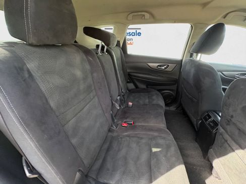 Used 2014 Nissan Rogue SV w/ SV Family Package AWD/4WD image 22