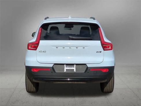 New 2026 Volvo XC40 B5 Plus w/ Protection Package Premier image 5