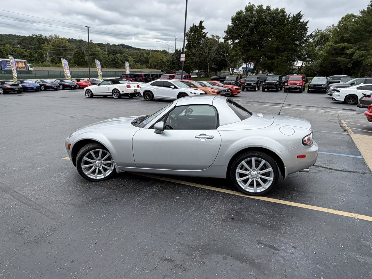 Used 2007 MAZDA MX-5 Miata Touring RWD image 7