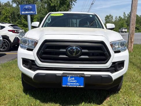 Used 2022 Toyota Tacoma SR w/ SR Convenience Package AWD/4WD image 8