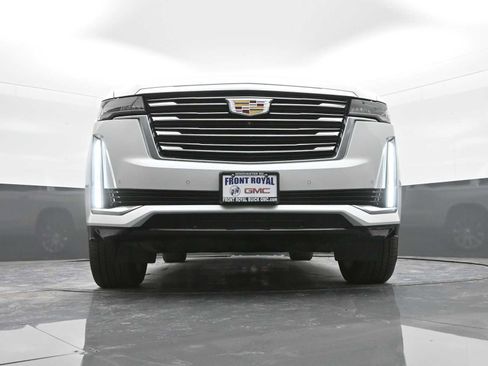 Used 2023 Cadillac Escalade ESV Premium Luxury Platinum image 40