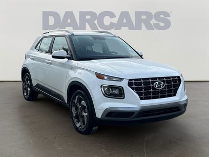 Used 2025 Hyundai Venue SEL