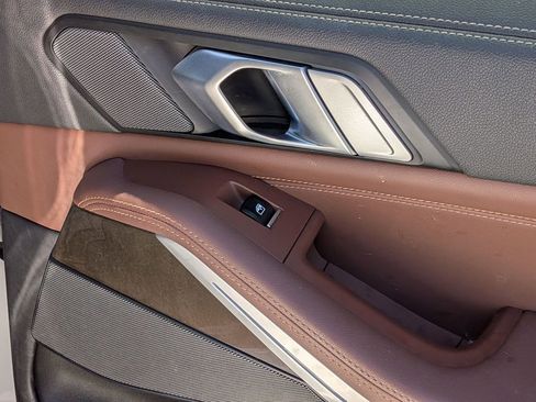 Used 2023 BMW X5 xDrive45e w/ M Sport Package image 20