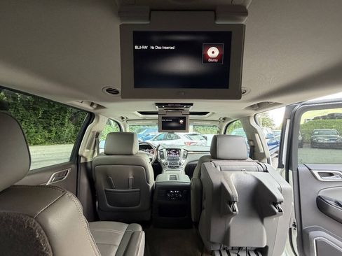Used 2015 GMC Yukon XL Denali w/ Open Road Package AWD/4WD image 27