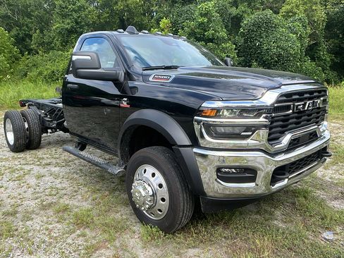 New 2025 RAM 5500 Tradesman image 5