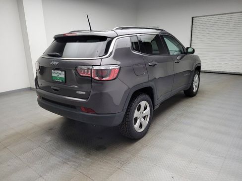 Used 2018 Jeep Compass Latitude w/ Safe & Security Group AWD/4WD image 9