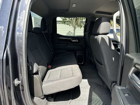 Certified 2024 Chevrolet Silverado 1500 RST AWD/4WD image 18