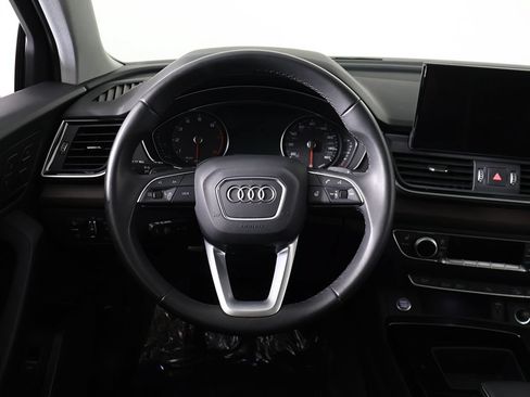 Used 2023 Audi Q5 2.0T Premium w/ Convenience Package AWD/4WD image 37