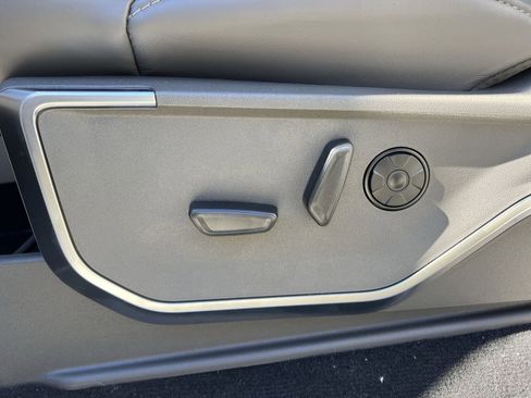 New 2026 Ford F350 Platinum w/ Platinum Plus Package image 14