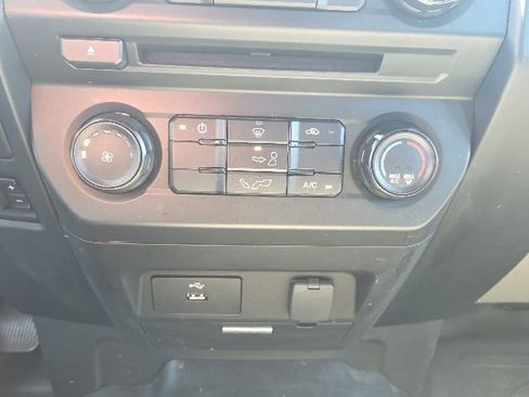 Used 2017 Ford F150 XL w/ Equipment Group 101A Mid RWD image 24