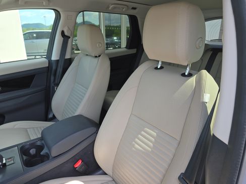Certified 2025 Land Rover Discovery Sport S AWD/4WD image 20