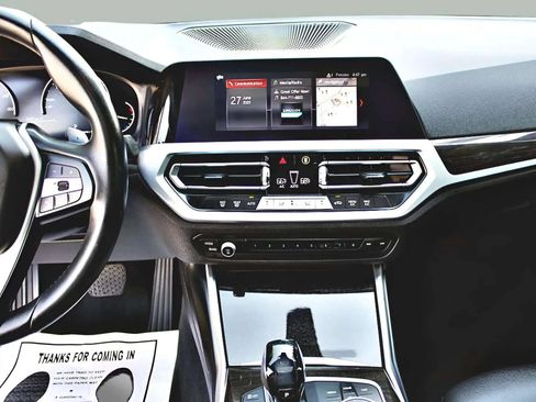 Used 2020 BMW 330i Sedan w/ Driving Assistance Package RWD image 11