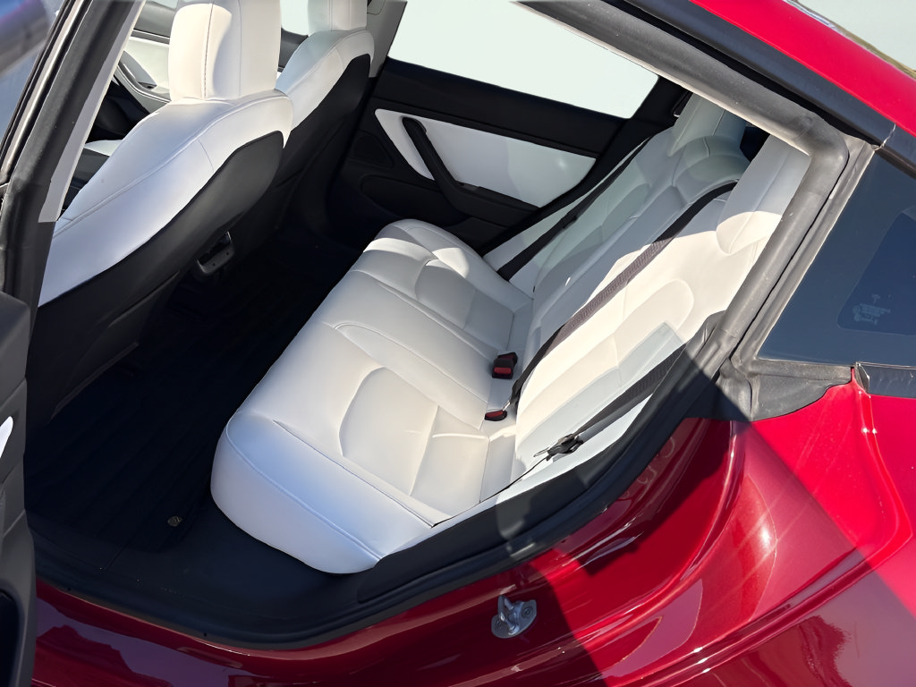 Used 2019 Tesla Model 3 Performance AWD/4WD image 9