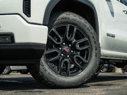 New 2026 GMC Sierra 1500 Elevation image 6