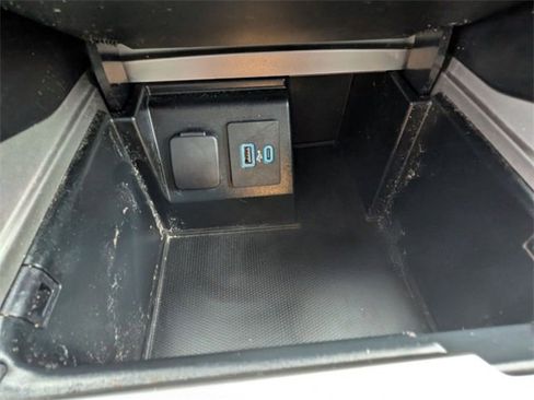 Used 2020 Ford Explorer XLT w/ Comfort Package image 20