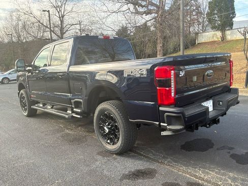 New 2025 Ford F350 XLT w/ Black Appearance Package image 7
