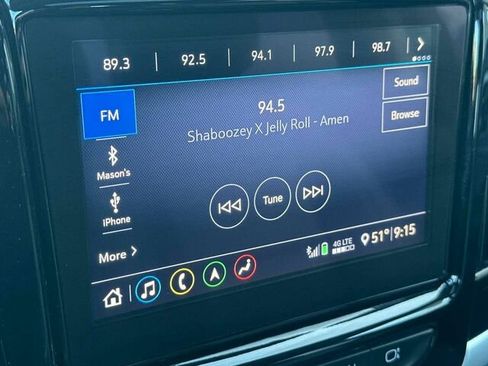 Used 2020 Chevrolet Traverse Premier image 24