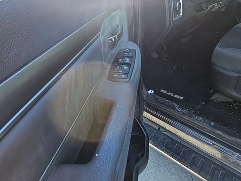 Used 2018 RAM 1500 Big Horn image 14