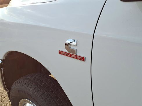 Used 2024 RAM 3500 Big Horn image 26