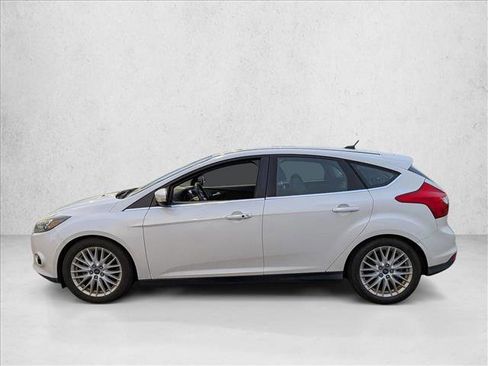 Used 2014 Ford Focus Titanium image 8