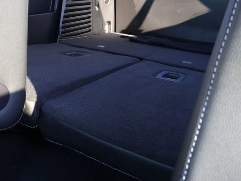 Used 2019 Chevrolet Tahoe Premier image 38