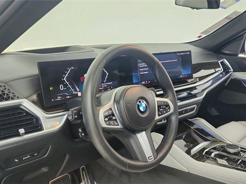 Used 2025 BMW X6 xDrive40i image 20