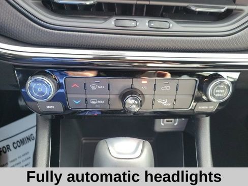 New 2026 Jeep Compass Latitude image 7