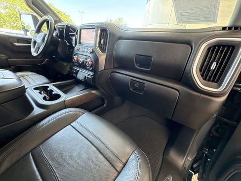 Used 2022 GMC Sierra 2500 Denali AWD/4WD image 30