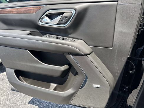 Used 2023 Chevrolet Tahoe High Country AWD/4WD image 27
