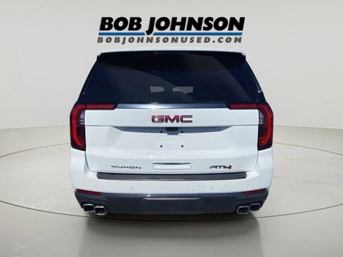 Used 2026 GMC Yukon AT4 w/ AT4 Premium Package AWD/4WD image 4