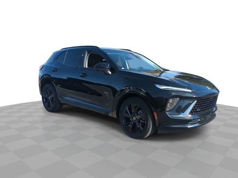 Used 2025 Buick Envision Sport Touring image 2