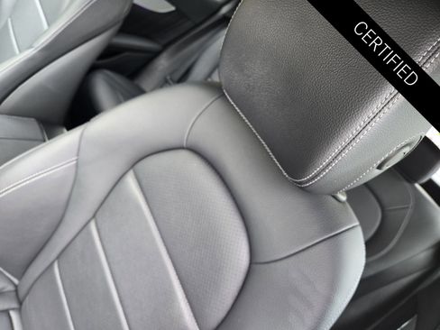 Certified 2022 Mercedes-Benz GLC 300 image 21