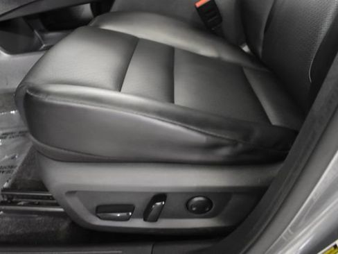 Used 2021 Nissan Rogue SV w/ Premium Package AWD/4WD image 12