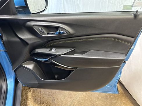 Certified 2025 Chevrolet Trax LT w/ Driver Confidence Package image 25