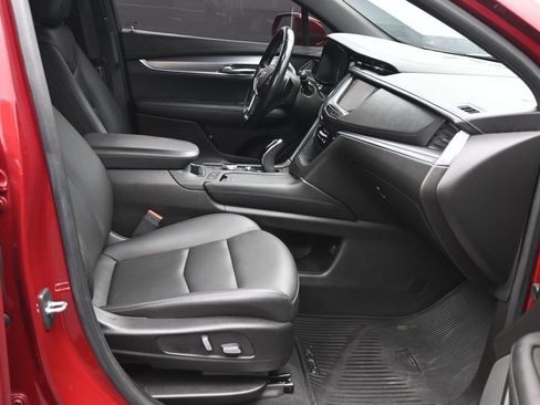 Used 2020 Cadillac XT5 Luxury FWD image 10