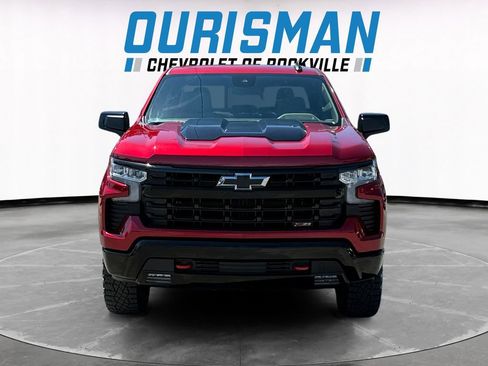 Used 2024 Chevrolet Silverado 1500 LT Trail Boss w/ Convenience Package II AWD/4WD image 8