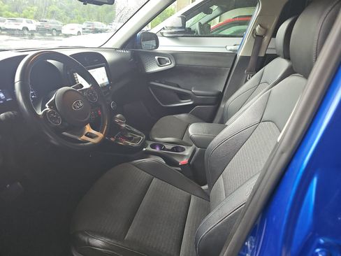 Used 2020 Kia Soul EX w/ Option Group 015 FWD image 8