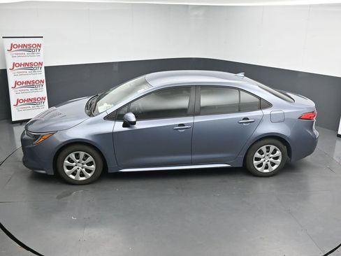 Used 2024 Toyota Corolla LE image 13