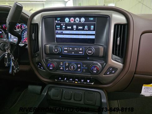 Used 2018 Chevrolet Silverado 3500 High Country w/ Duramax Plus Package AWD/4WD image 16