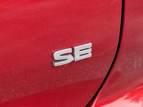 Used 2025 Mitsubishi Outlander SE FWD image 31