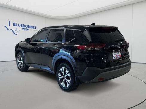 Used 2023 Nissan Rogue SV AWD/4WD image 7