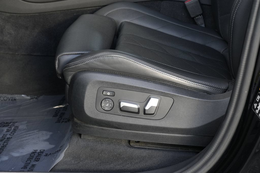 Used 2023 BMW X5 xDrive40i w/ Premium Package AWD/4WD image 20