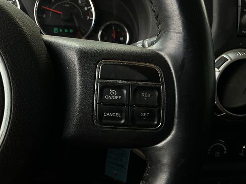 Used 2014 Jeep Wrangler Unlimited Sahara w/ Connectivity Group image 29