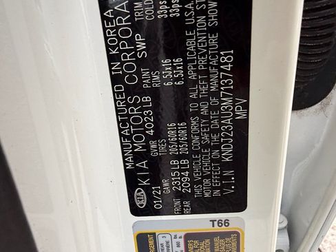 Used 2021 Kia Soul LX FWD image 23