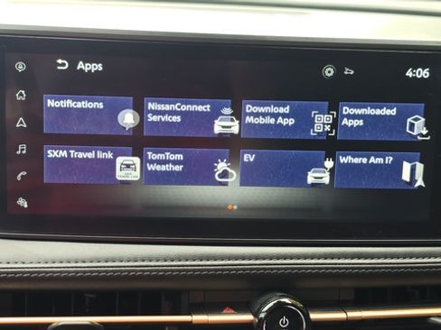 Used 2025 Nissan Ariya AWD image 41